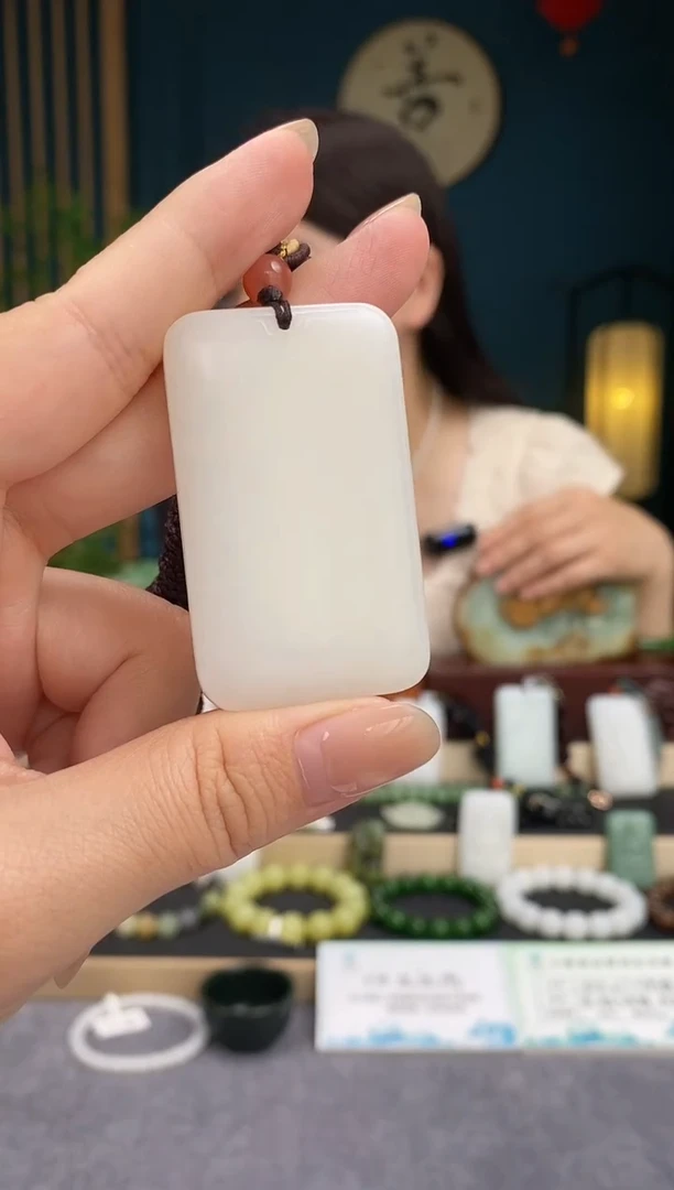 吊坠(不含链)未镶嵌和田玉吊坠