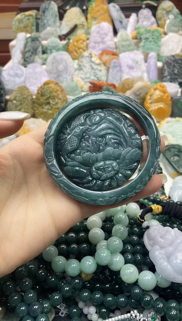 未镶嵌挂件翡翠071