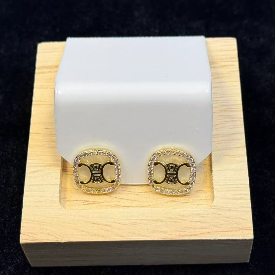 纯铜耳饰 女复古复古宫廷日韩少女风耳钉饰品白色经典双色耳饰