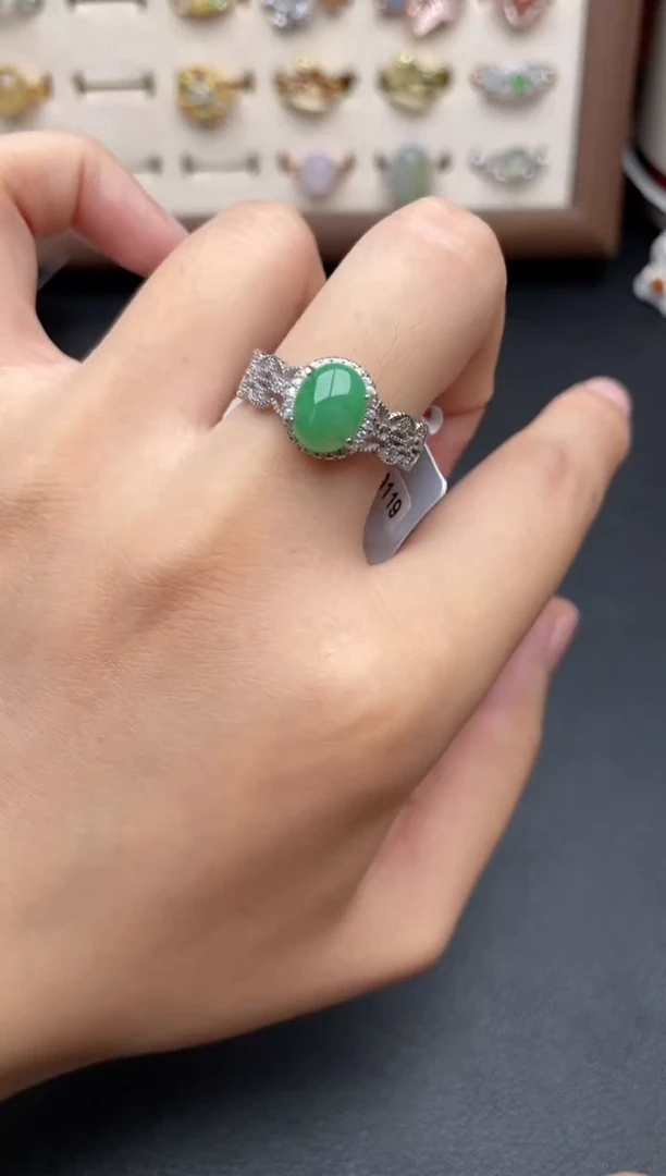 翡翠戒指银S925镶嵌一物一证一礼盒