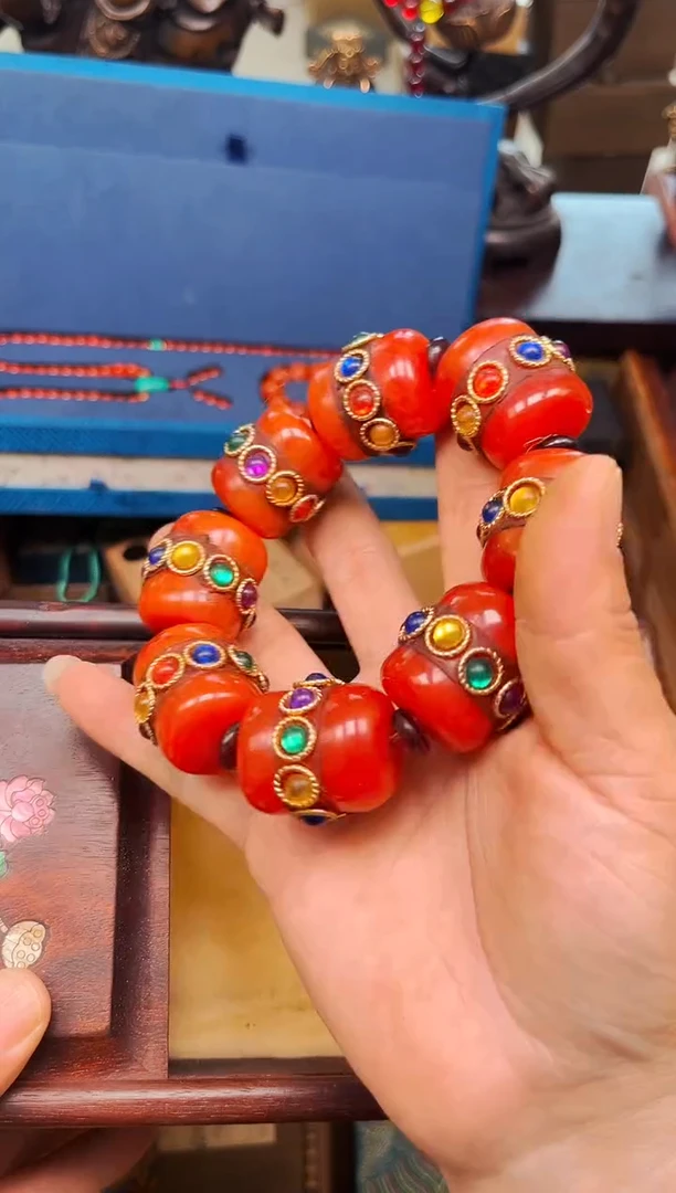 18K金镶嵌颈饰蜜蜡安哥精品精选链接b78