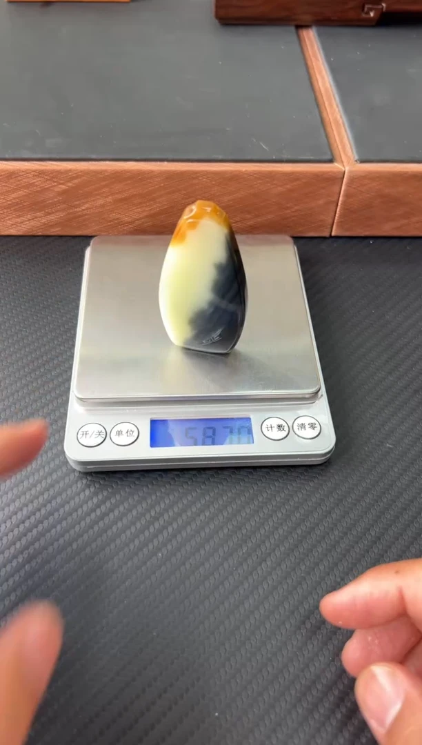 【闪购商品】和田玉未镶嵌吊坠(赠链)若羌微色差