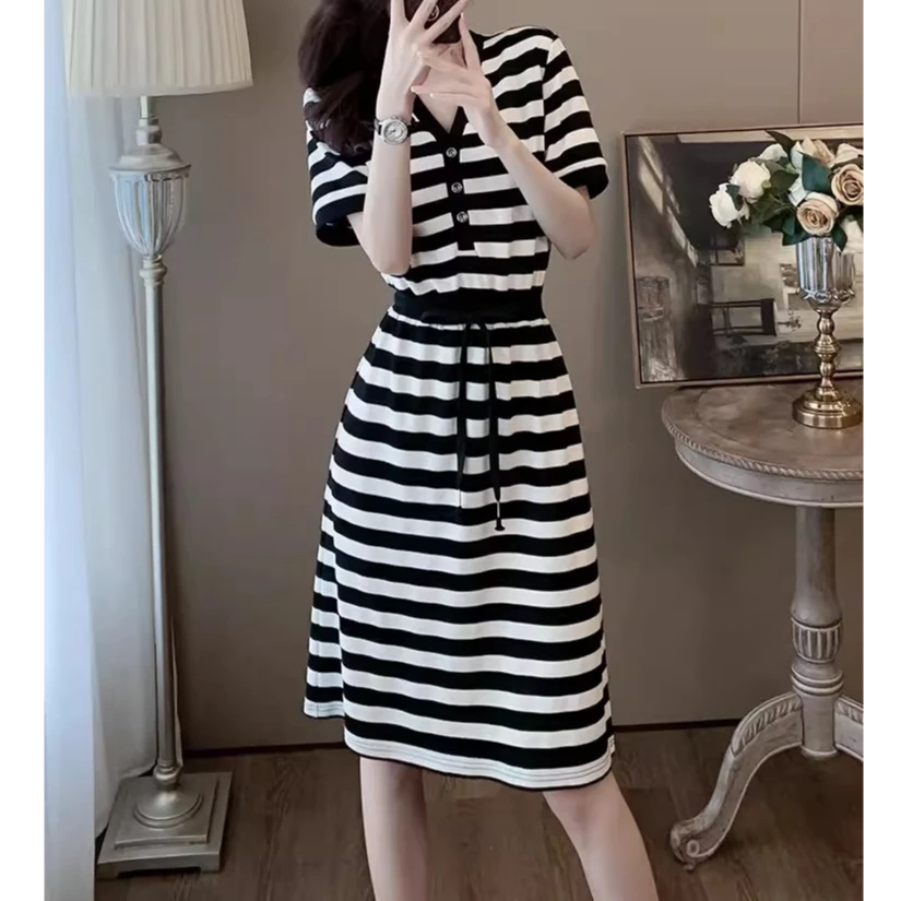 2935条纹薄款连衣裙女夏季新款休闲收腰遮肚显瘦小个子短袖T恤裙