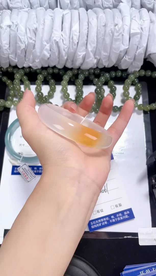 未镶嵌一口糖石英岩玉066 圈口60-61
