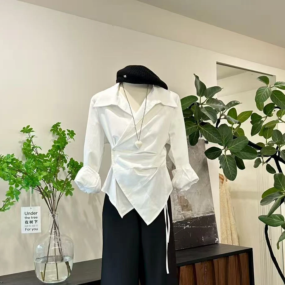 【轻茶日记】设计感不规则收腰捏褶衬衣-6978