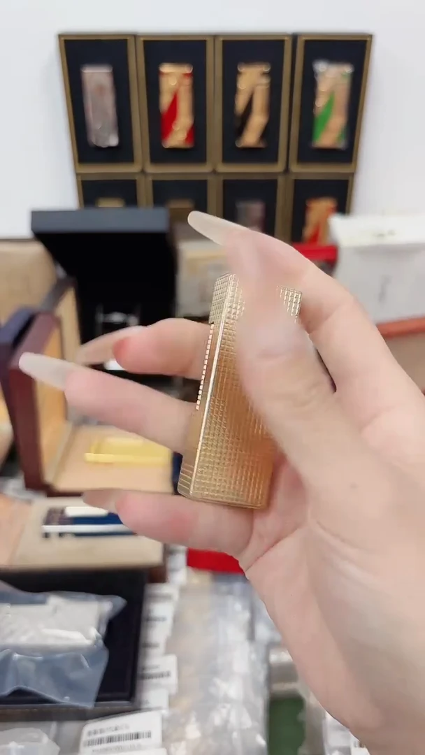 20 登家金色巴黎钉