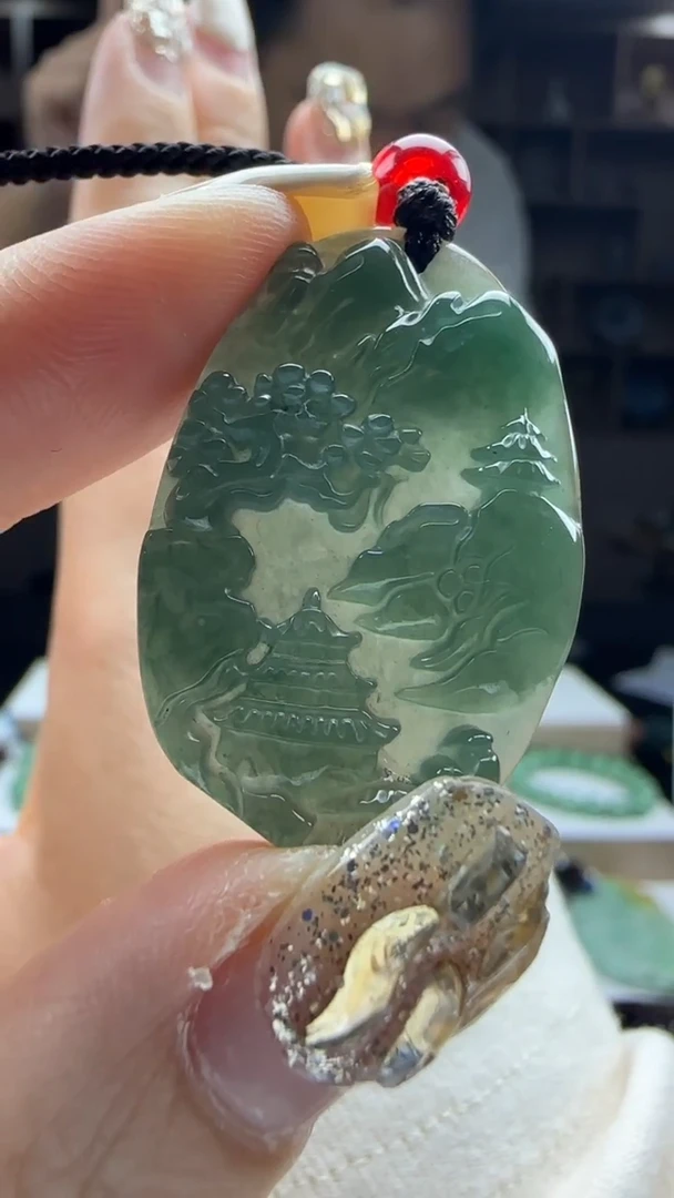 颈饰未镶嵌翡翠多样性发其一  山水