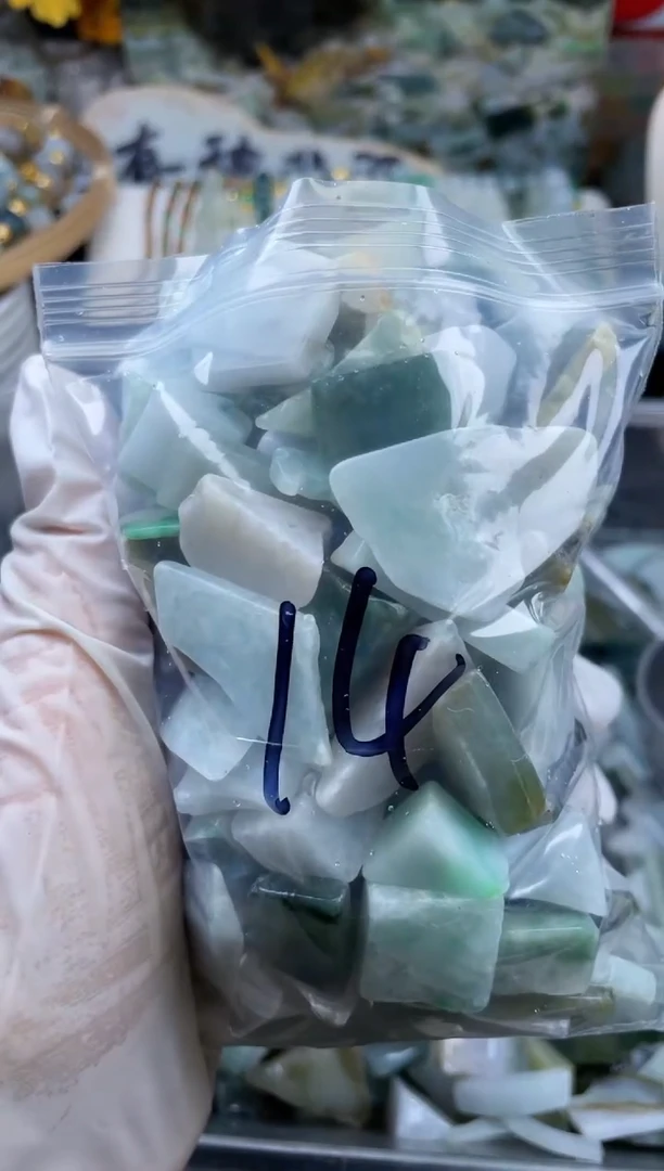 【闪购商品】翡翠颈饰未镶嵌天然翡翠中号500克14