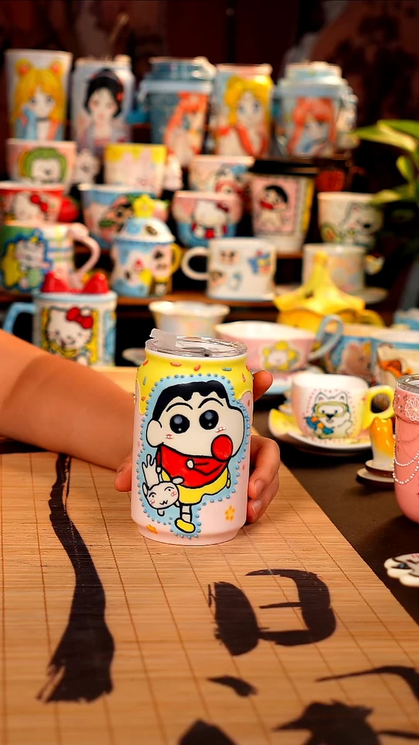 景德镇全手工手绘杯杯