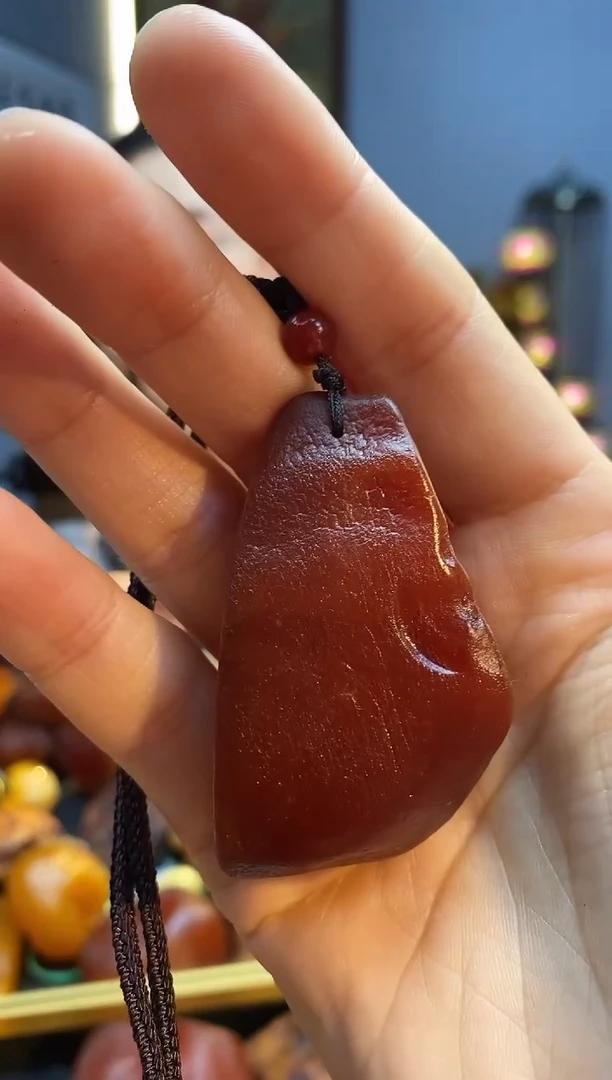 琥珀颈饰未镶嵌吊坠
