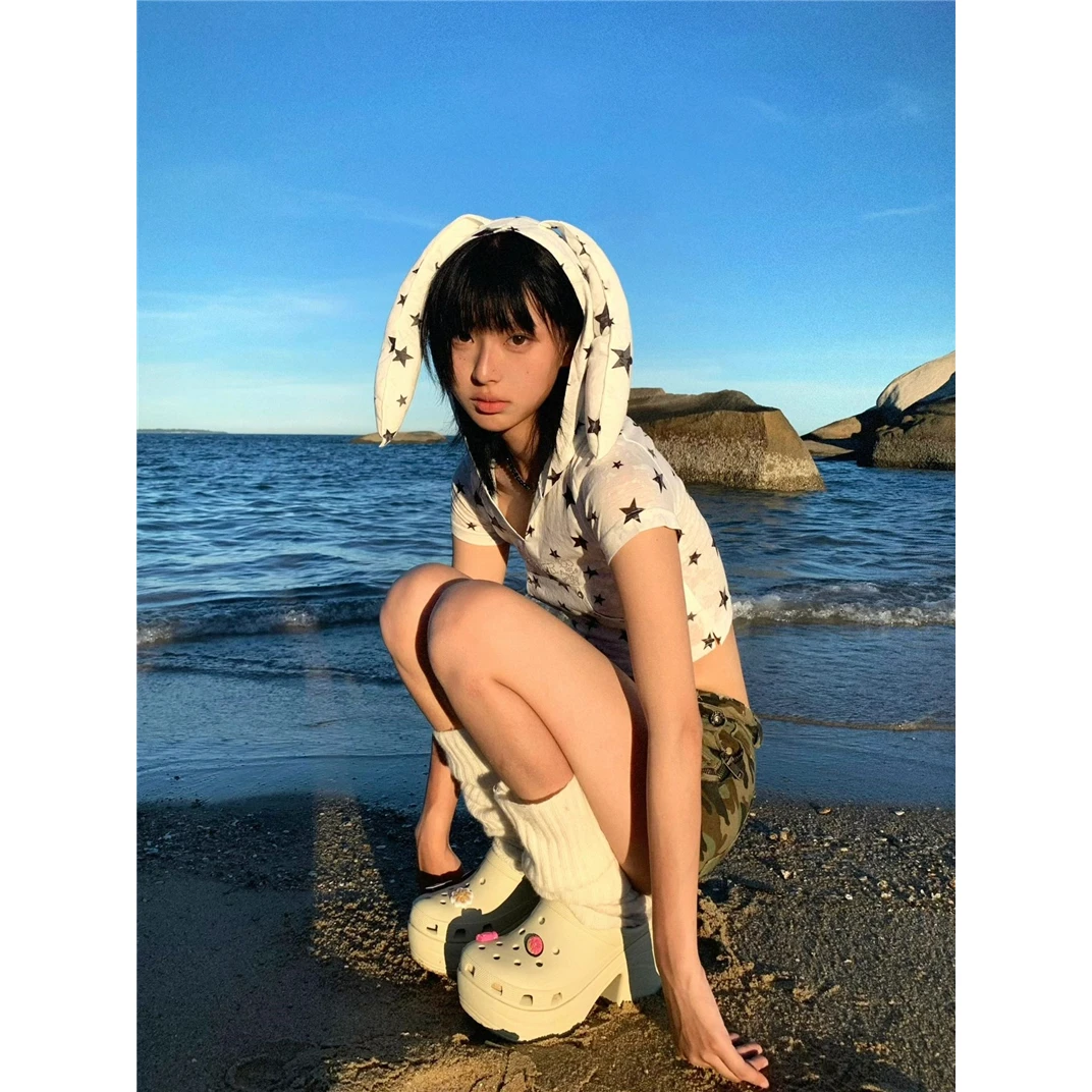 哥弟阿玛施正品辣妹夏季减龄星星印花美拉德恤兔耳朵连帽短袖小众