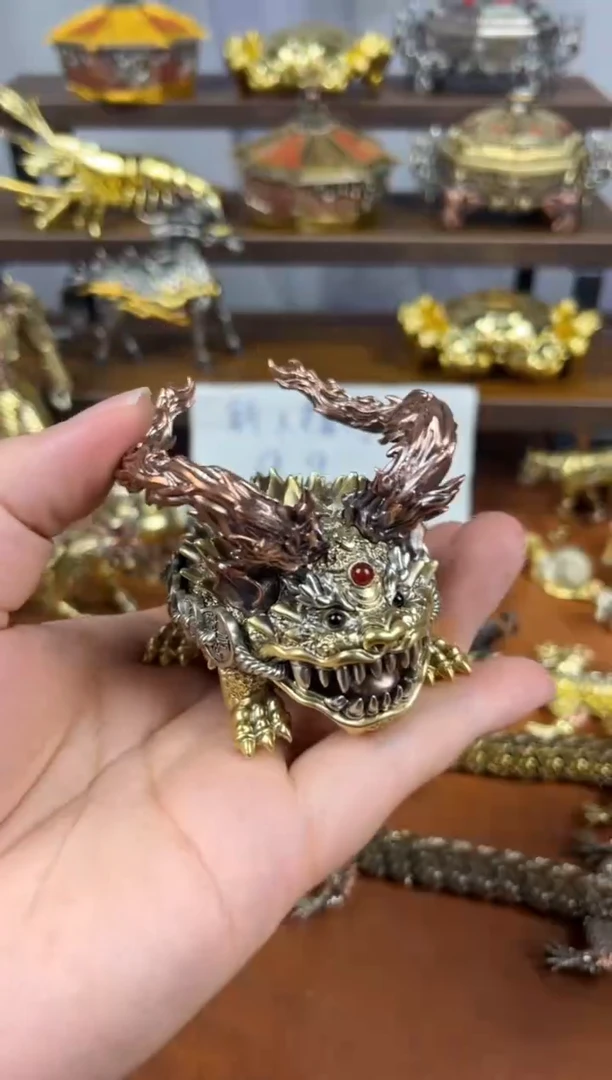 宇**演排面金蝉黄铜摆件