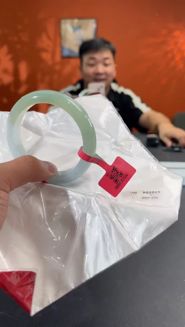 未镶嵌手镯翡翠57