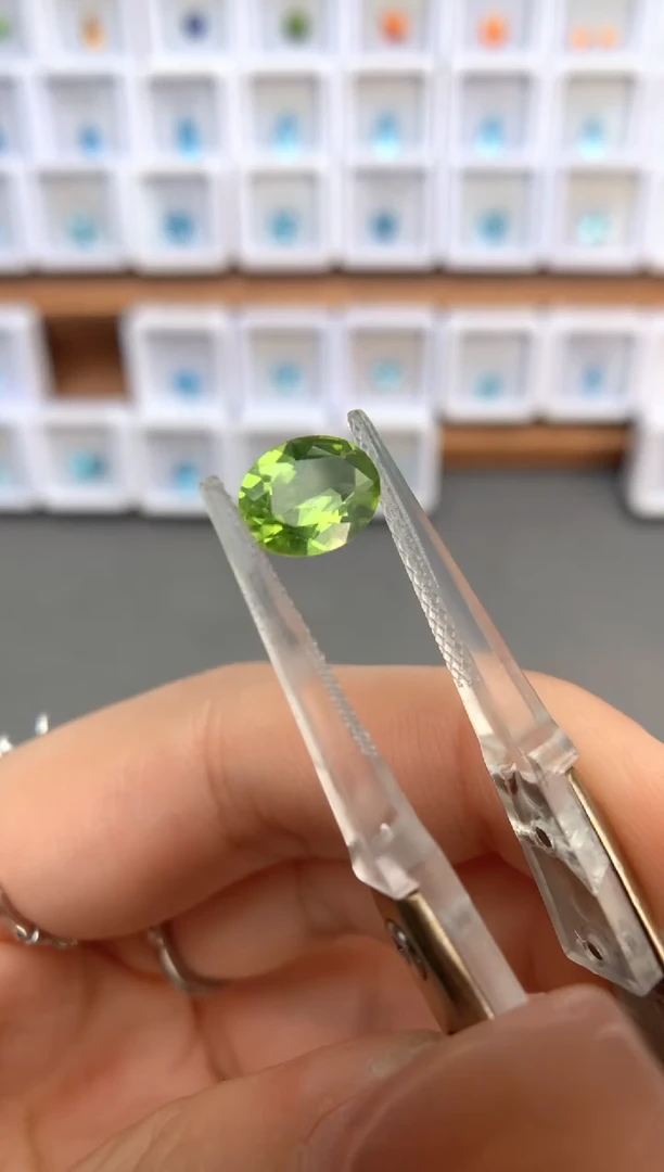 未镶嵌裸石定制橄榄石1.63ct