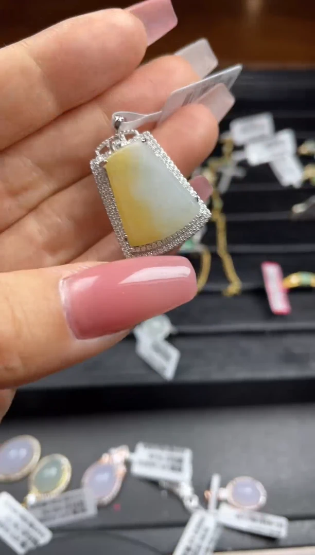 银S925镶嵌戒指翡翠天然翡翠A货