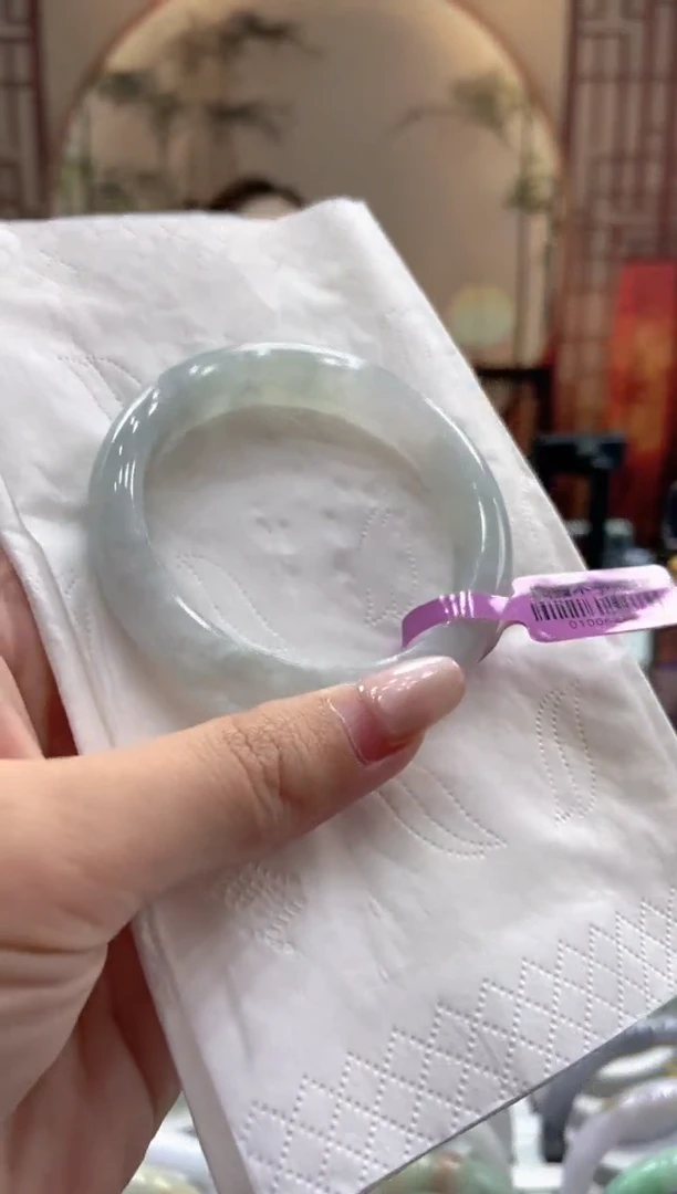 翡翠手镯未镶嵌000026551