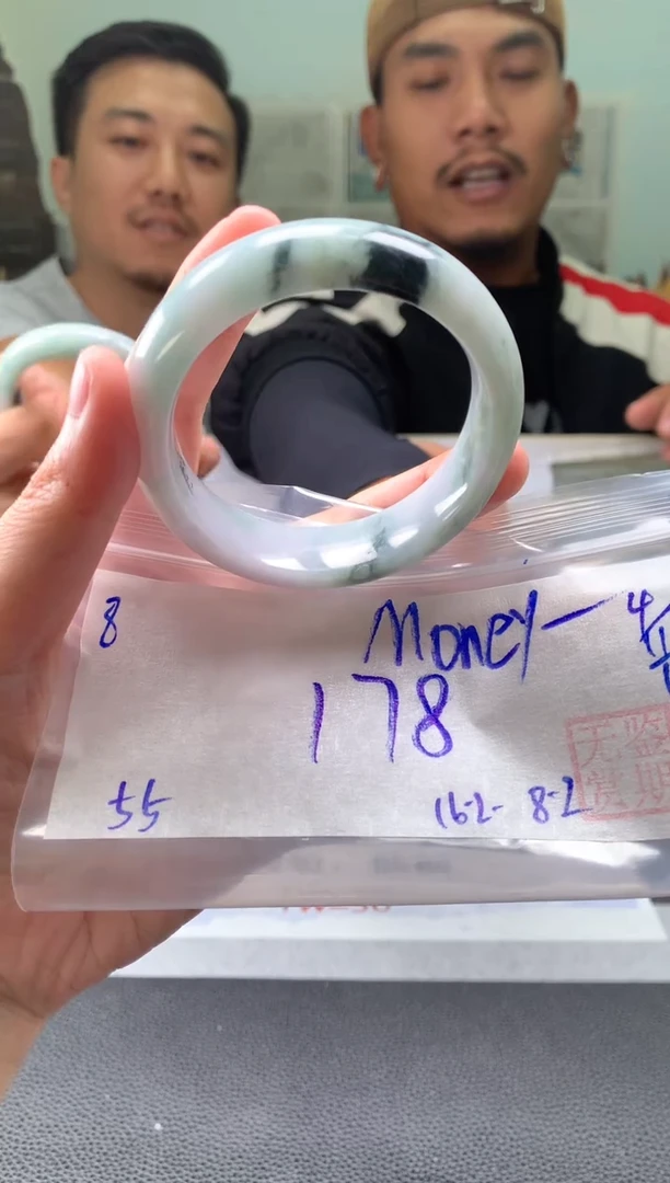 未镶嵌手镯翡翠?****?翡翠手镯 下单联系小耳机#8