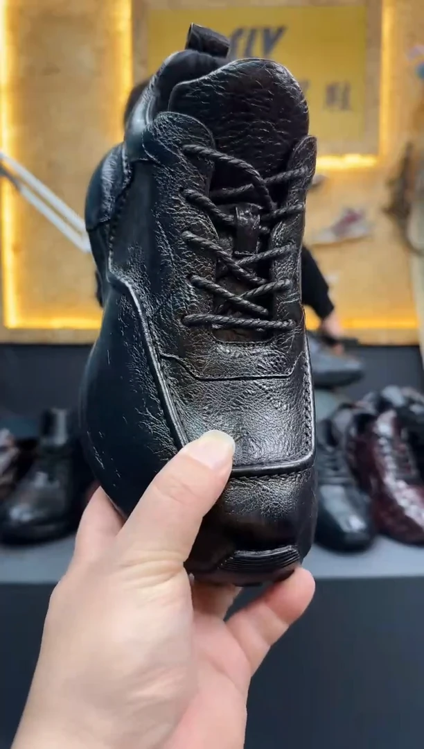 磨砂皮（牛皮）41码黑色8239