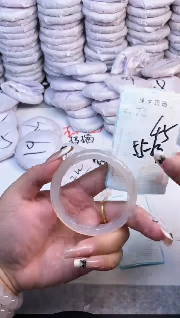 手镯玛瑙/玉髓未镶嵌76
