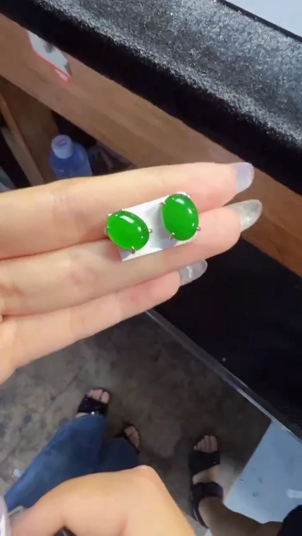 定制翡翠未镶嵌多样性发货耳钉1