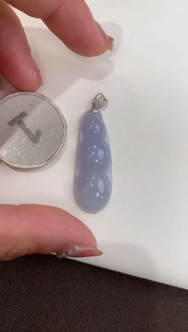 颈饰18K金镶嵌翡翠天然缅甸a货翡翠