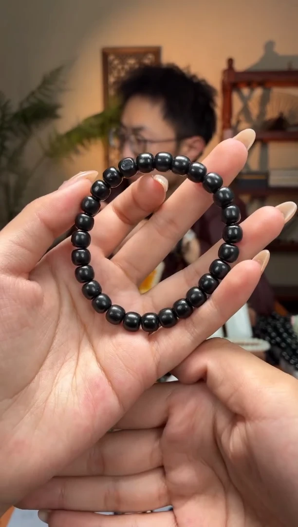 未镶嵌手串和田玉黑7-8老