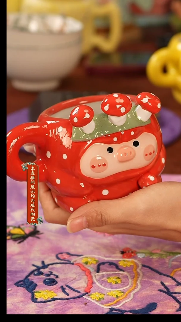 摆件陶景德镇手工手绘卡哇伊美器