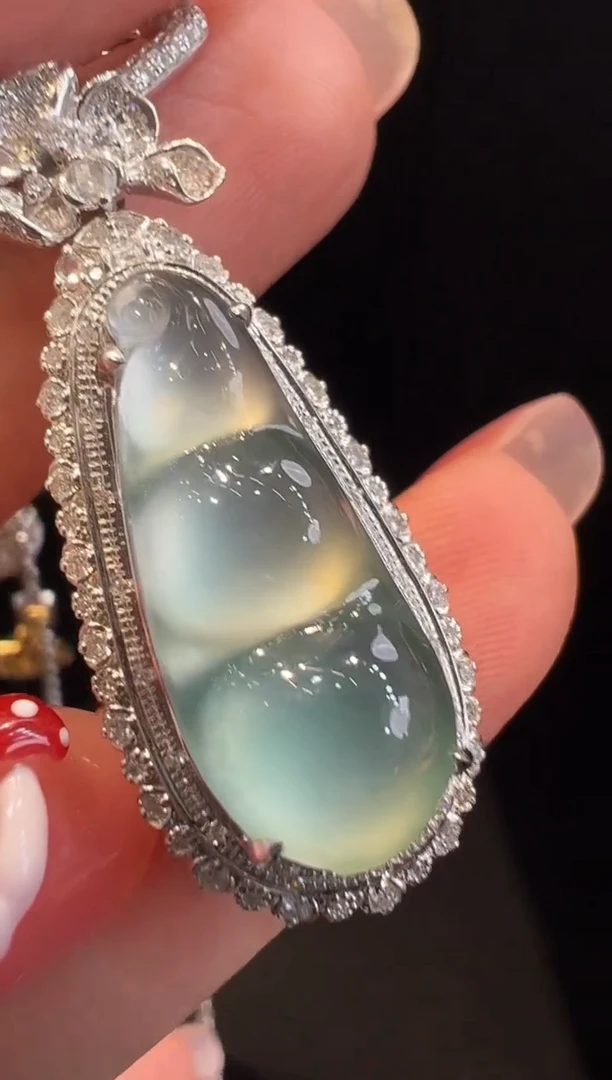 吊坠(不含链)18K金镶嵌翡翠吊坠