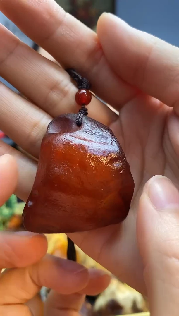 琥珀颈饰未镶嵌吊坠