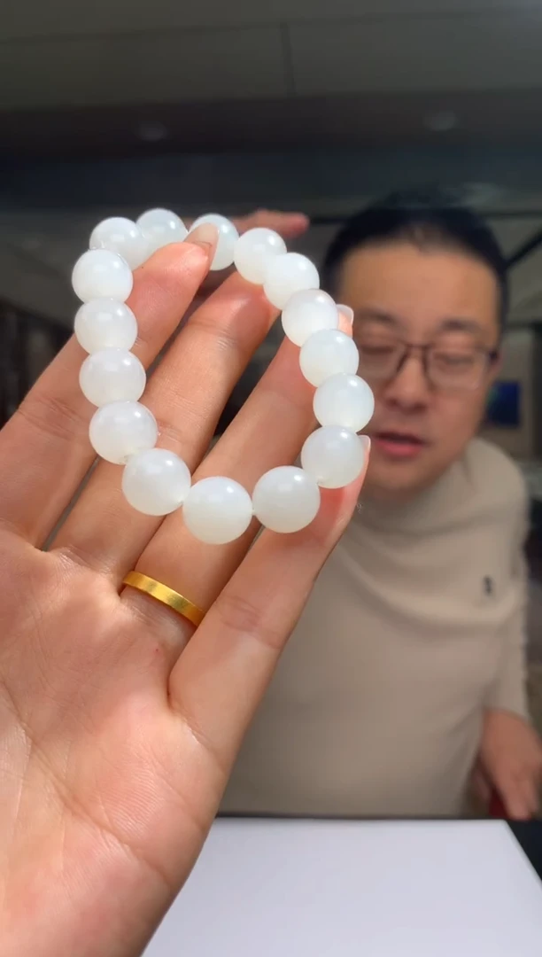 【闪购商品】定制和田玉Boss阳天然和田玉（拍一发一）