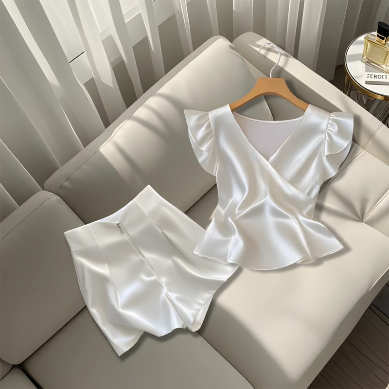 爆款小香风套装女时尚飞飞袖短袖T恤女百搭上衣短裤两件套女
