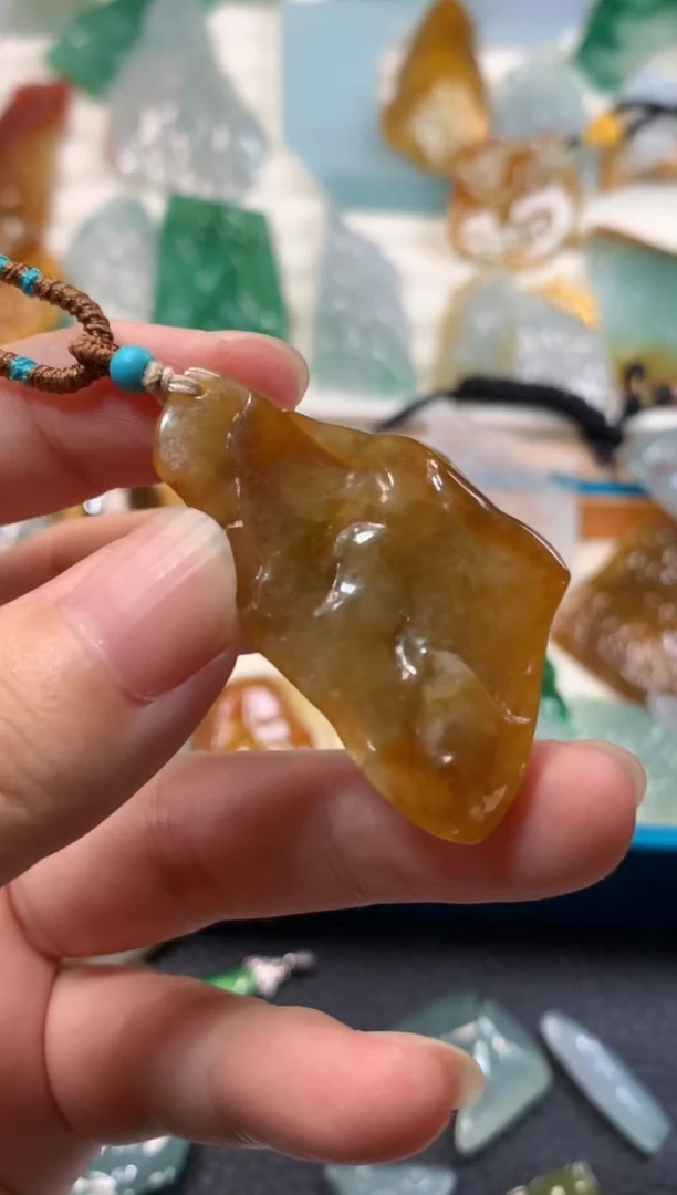 吊坠(不含链)未镶嵌翡翠吊坠