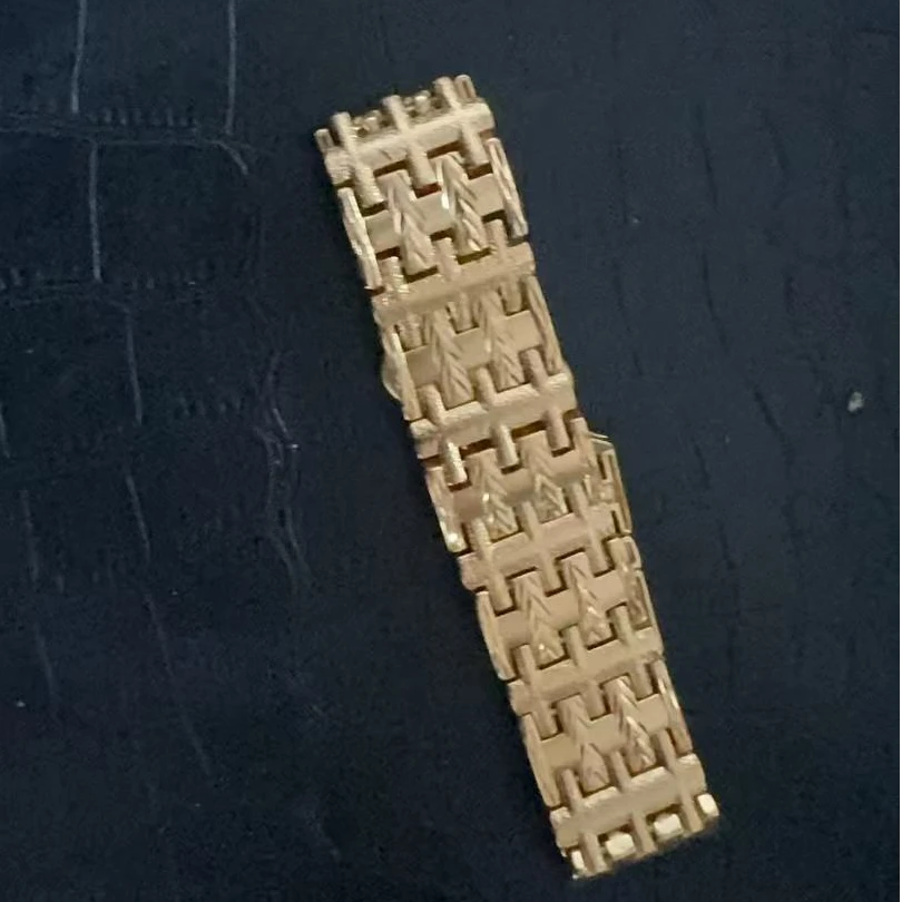 D225【珍藏级别】时尚百搭雕刻款坦克链