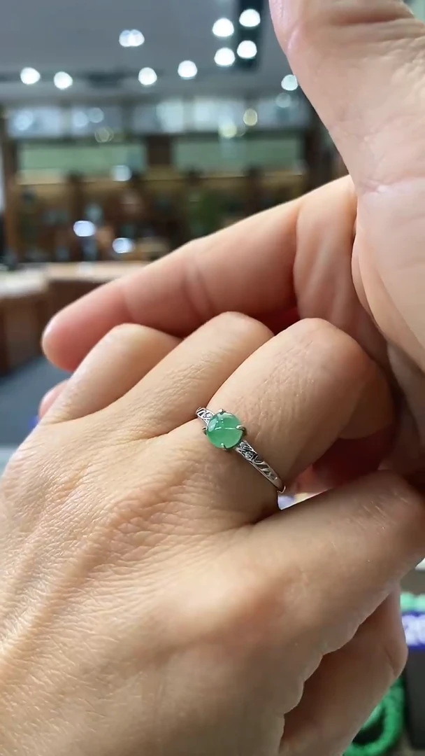 【闪购商品】翡翠戒指银S925镶嵌戒指