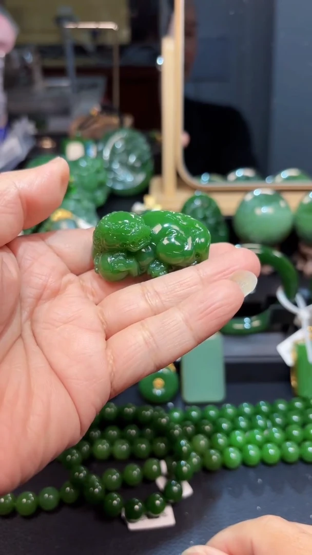 【闪购商品】和田玉（碧玉）颈饰未镶嵌1