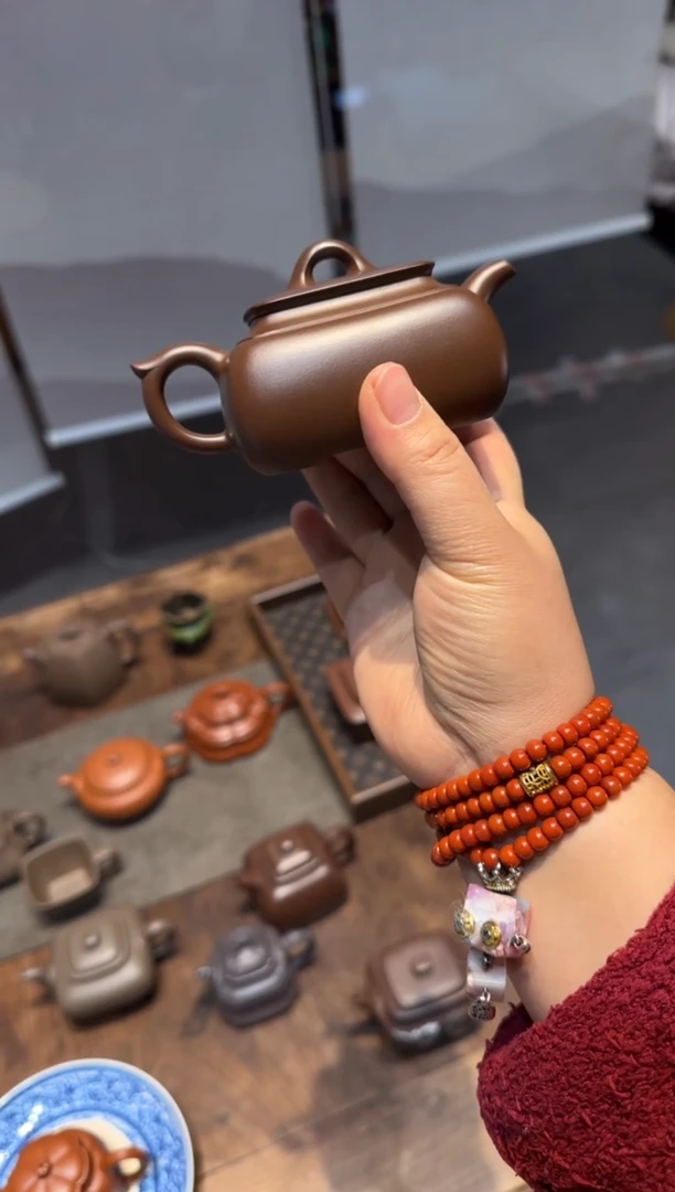 茶壶紫砂德长四方 紫砂壶