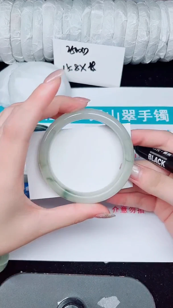 未镶嵌手镯石英质玉411-58/59