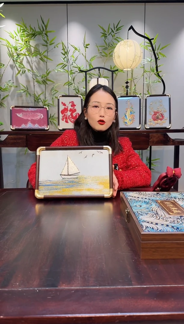 布刺绣摆台，高端刺绣艺术藏品！