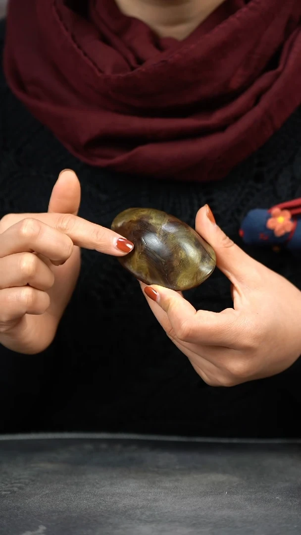 【闪购商品】金丝楠木雕葡萄瘤子富甲把玩微瑕523