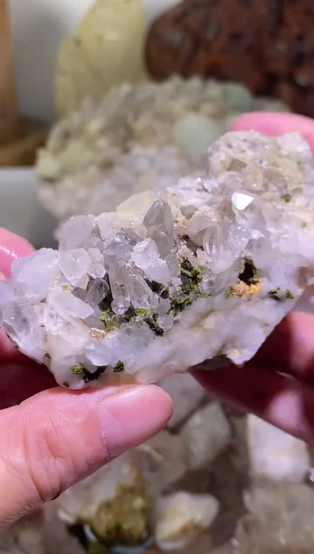 未镶嵌珠宝半成品水晶41号195g四川美姑超七花园水晶