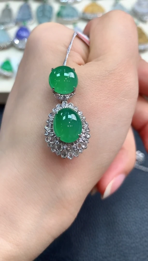 【闪购商品】翡翠吊坠(不含链)18K金镶嵌b148