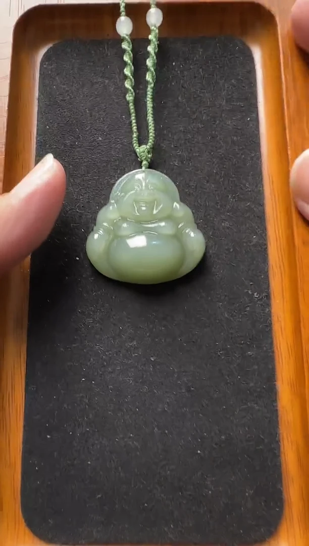 颈饰未镶嵌和田玉财****方佛公