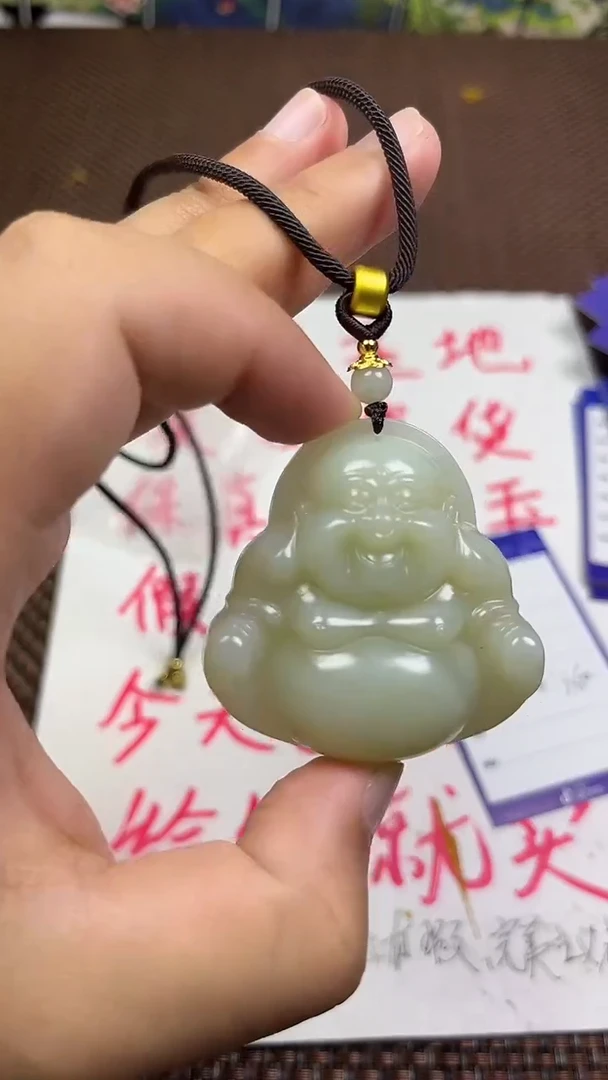 颈饰未镶嵌和田玉好**做1