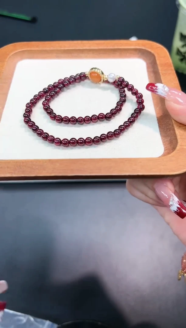 【闪购商品】水晶手串未镶嵌64n多样性发其一/1条默认微瑕