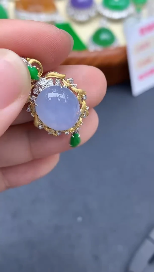 颈饰18K金镶嵌翡翠485-中国好珍宝