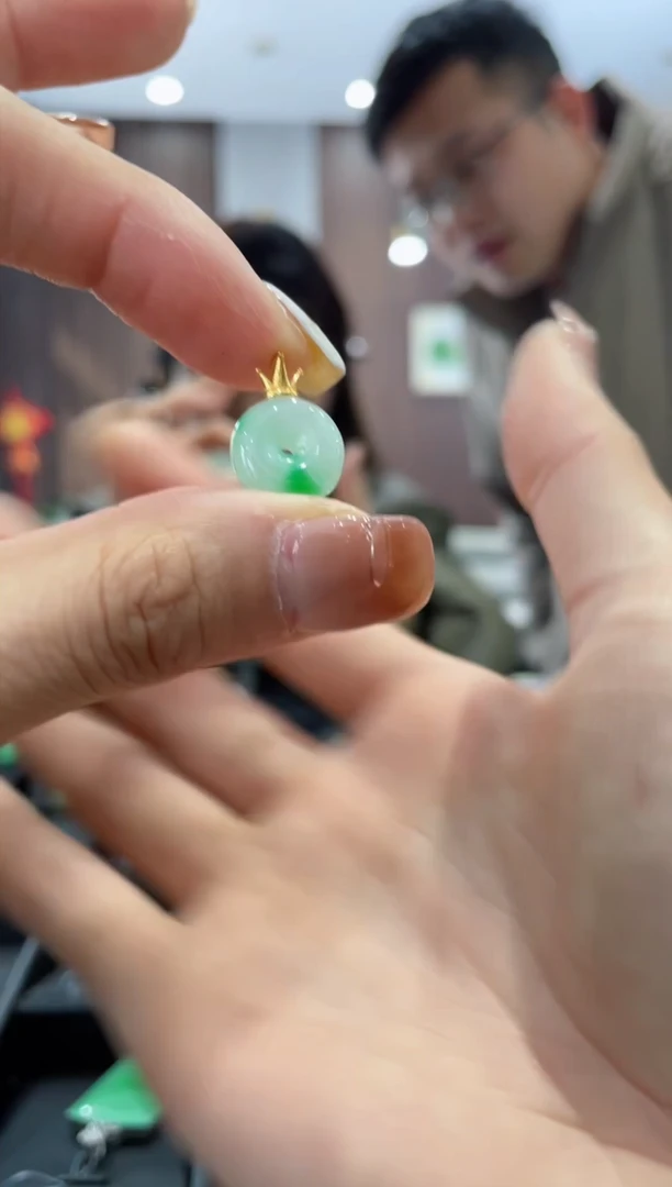 【闪购商品】翡翠吊坠(不含链)18K金镶嵌k00306-天然翡翠a货吊坠