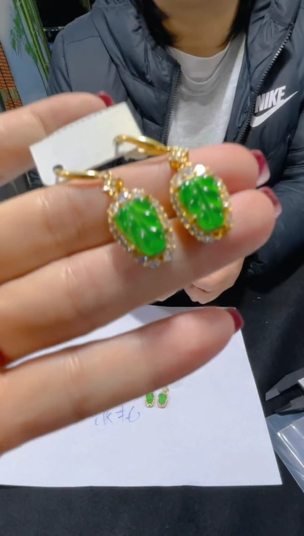 【闪购商品】翡翠耳饰未镶嵌天然A货翡翠假一罚四（多样性）