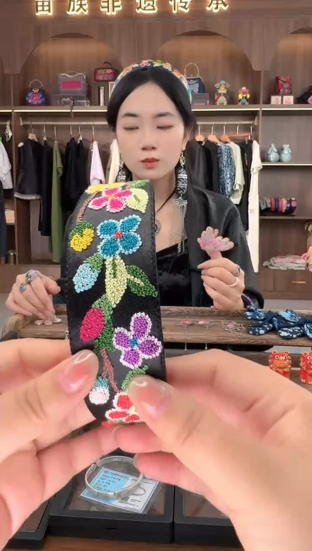 刺绣扶光苗绣传承L59