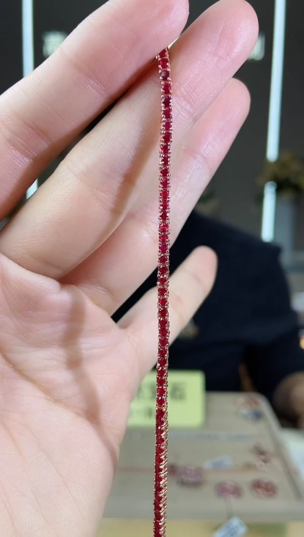 【闪购商品】红宝石手链16银S925镶嵌手链16