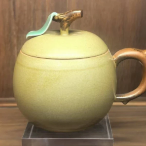 颂瓷海平款外草木灰内粉青小蛋杯梅子青陶瓷办公杯茶杯茶具